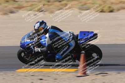 media/Oct-08-2022-SoCal Trackdays (Sat) [[1fc3beec89]]/Turn 9 Inside (10am)/